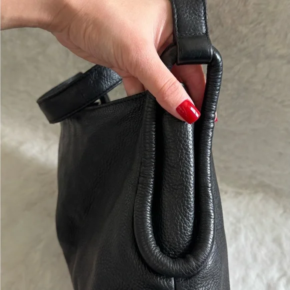 Furla Black Leather Shoulder Bag - Picture 2 of 6